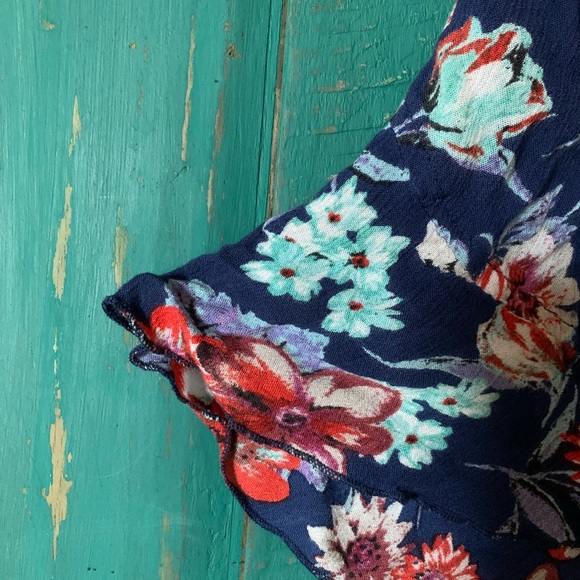 floral blue short romper - Picture 2 of 4